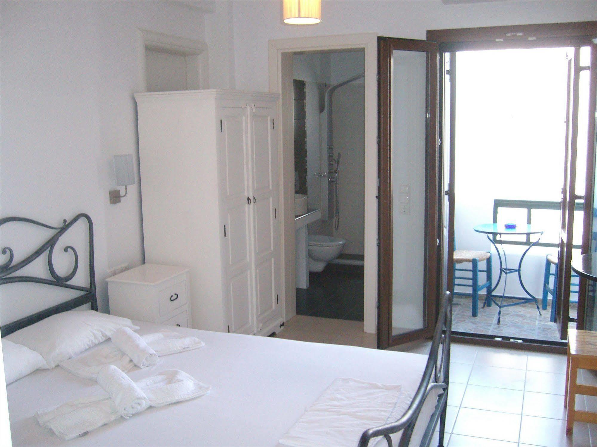 Depis Place And Apartments Naxos City Exterior photo